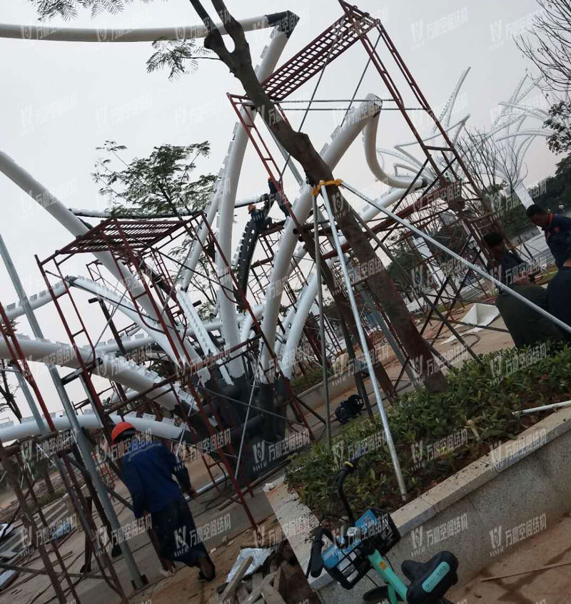 東莞市東江西岸異型鋼結(jié)構(gòu)項(xiàng)目 東莞市東江西岸異型鋼結(jié)構(gòu)項(xiàng)目