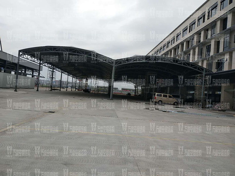 奉化方橋農(nóng)副鋼膜結(jié)構(gòu)雨棚工程榮獲最佳團(tuán)隊獎 奉化方橋農(nóng)副鋼膜結(jié)構(gòu)雨棚工程榮獲最佳團(tuán)隊獎