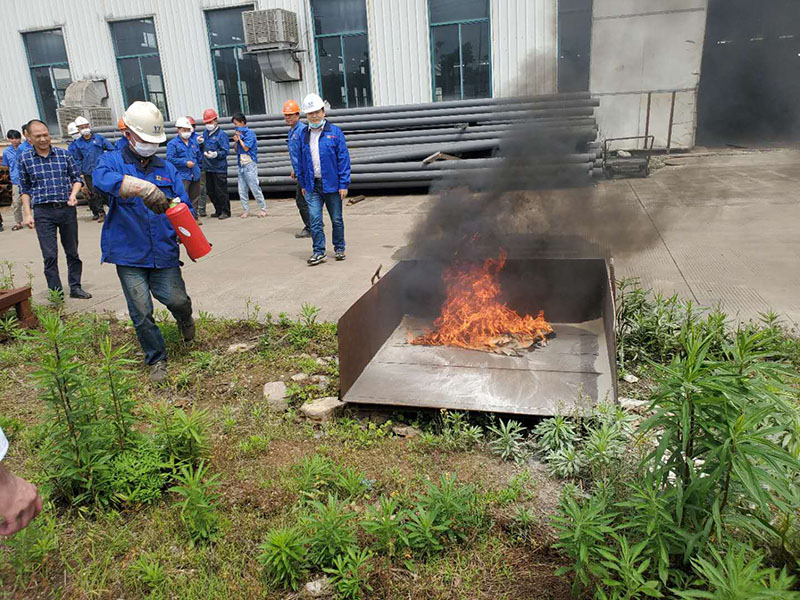 萬(wàn)豪空間結(jié)構(gòu)防火防爆應(yīng)急演練活動(dòng)圓滿(mǎn)完成 萬(wàn)豪空間結(jié)構(gòu)防火防爆應(yīng)急演練活動(dòng)圓滿(mǎn)完成