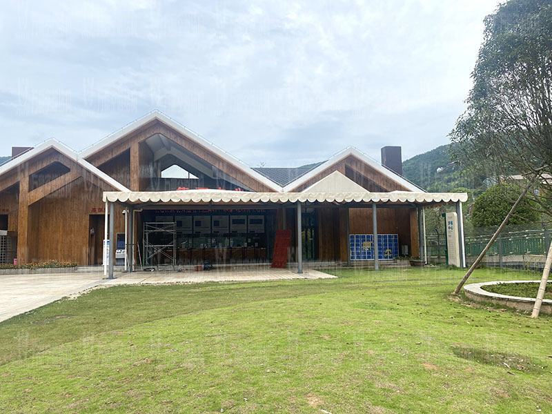 樂清鐵定溜溜樂園商業(yè)街蜂窩狀ETFE膜結(jié)構(gòu)工程鋼結(jié)構(gòu)已全部完成 樂清鐵定溜溜樂園商業(yè)街蜂窩狀ETFE膜結(jié)構(gòu)工程鋼結(jié)構(gòu)已全部完成