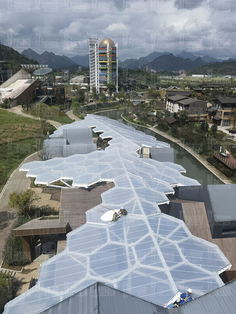 樂清鐵定溜溜樂園ETFE天幕及PTFE景觀傘膜結構工程竣工