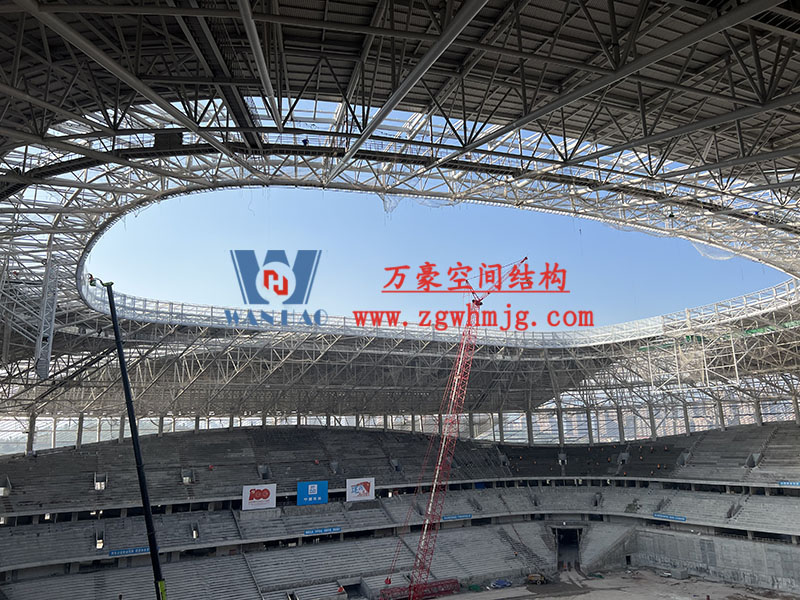 重慶龍興足球場(chǎng)ETFE屋面膜結(jié)構(gòu)工程內(nèi)環(huán)鋼結(jié)構(gòu)全部完成 重慶龍興足球場(chǎng)ETFE屋面膜結(jié)構(gòu)工程內(nèi)環(huán)鋼結(jié)構(gòu)全部完成