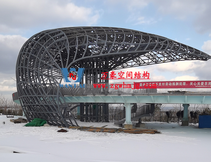 什么是異形鋼結(jié)構(gòu)？復(fù)雜空間異形鋼結(jié)構(gòu)該如何選擇廠家？