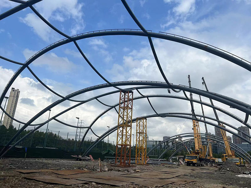 萬豪空間結(jié)構(gòu)員工到寧波諾丁漢大學(xué)室外運(yùn)動膜結(jié)構(gòu)項(xiàng)目學(xué)習(xí)交流 萬豪空間結(jié)構(gòu)員工到寧波諾丁漢大學(xué)室外運(yùn)動膜結(jié)構(gòu)項(xiàng)目學(xué)習(xí)交流