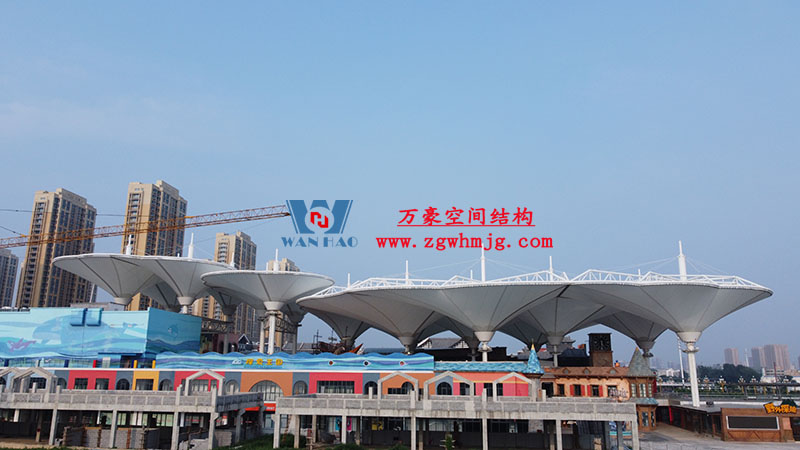 山東聊城萬達(dá)小鎮(zhèn)七彩祥云PTFE膜結(jié)構(gòu)項目