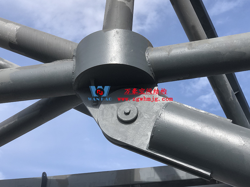 明宇廣場(chǎng)6號(hào)地塊商業(yè)(萬(wàn)達(dá)廣場(chǎng))改造項(xiàng)目鋼膜結(jié)構(gòu)ETFE蓋頂天幕工程進(jìn)入鋼結(jié)構(gòu)吊裝階段 明宇廣場(chǎng)6號(hào)地塊商業(yè)(萬(wàn)達(dá)廣場(chǎng))改造項(xiàng)目鋼膜結(jié)構(gòu)ETFE蓋頂天幕工程進(jìn)入鋼結(jié)構(gòu)吊裝階段