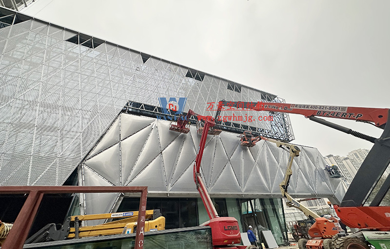 成都中建錦源匯膜結(jié)構(gòu)項(xiàng)目工程最新進(jìn)展 成都中建錦源匯膜結(jié)構(gòu)項(xiàng)目工程最新進(jìn)展