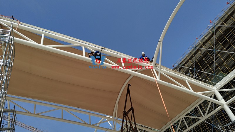 勞動最光榮，致敬一線工作者！