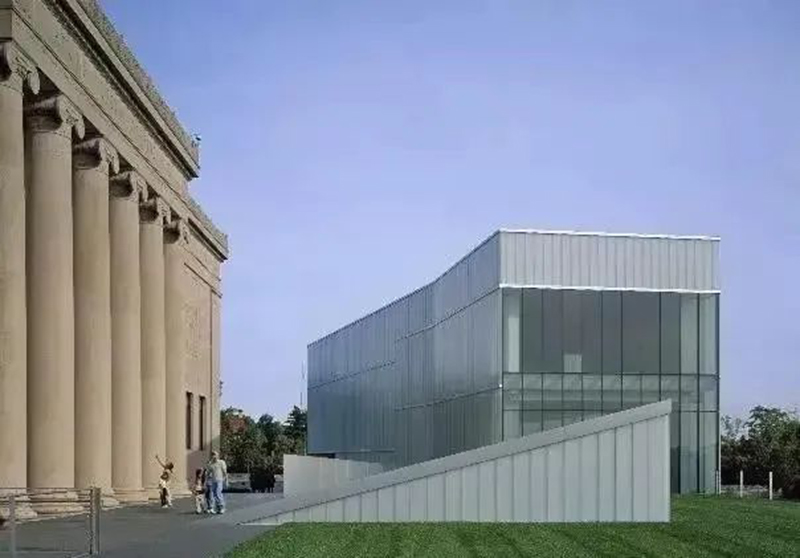 U型玻璃 — 透光不透景的朦朧美 U型玻璃 — 透光不透景的朦朧美