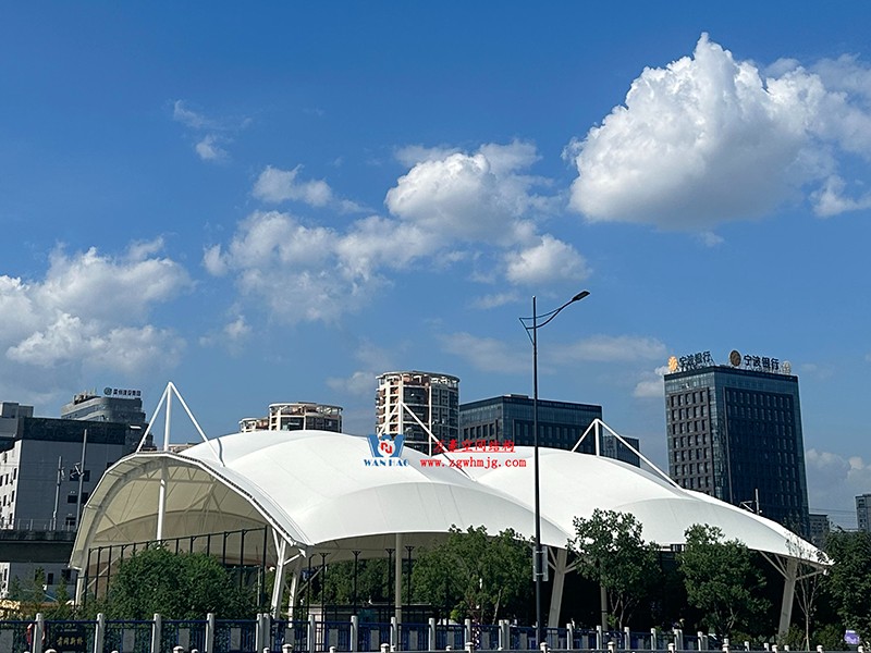 溫州惠民路西側(cè)綠地球場鋼膜結(jié)構工程
