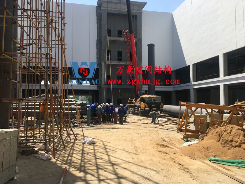 山東聊城萬達小鎮(zhèn)七彩祥云索膜結(jié)構(gòu)項目 山東聊城萬達小鎮(zhèn)七彩祥云索膜結(jié)構(gòu)項目