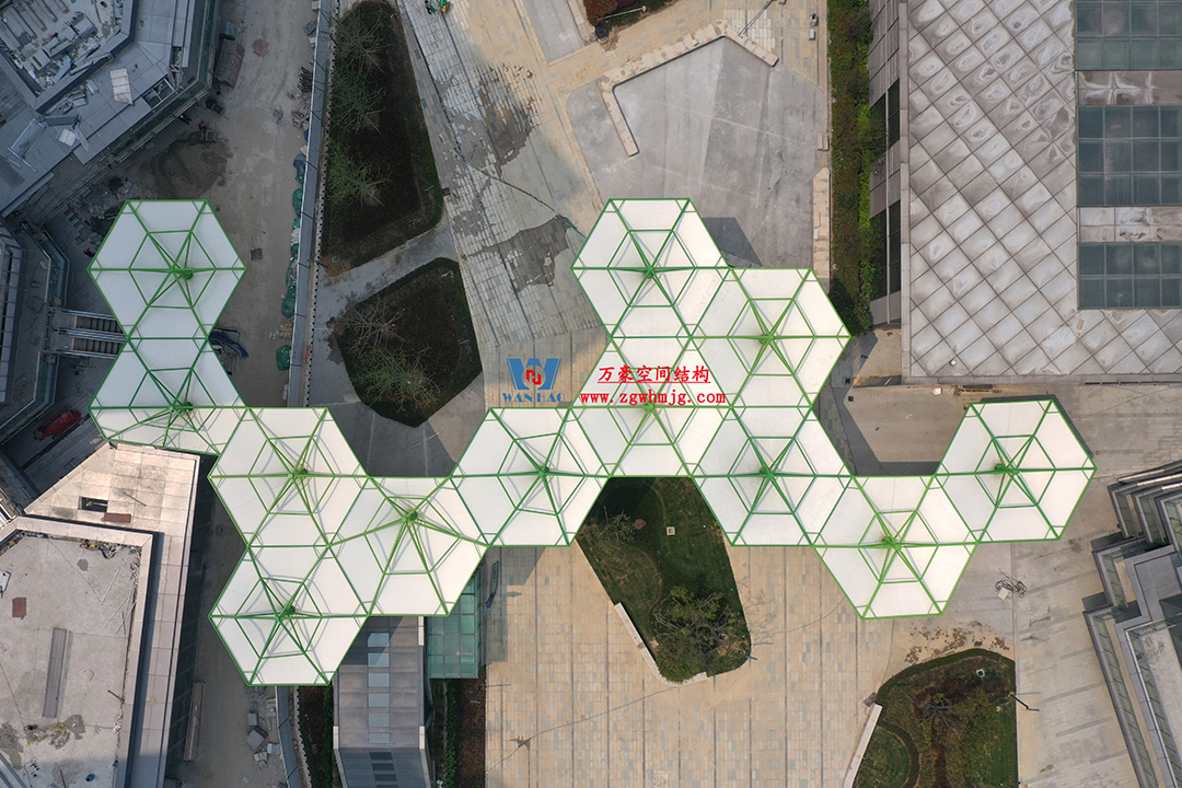 膜結(jié)構(gòu)遮陽雨棚受歡迎的主要原因是什么？