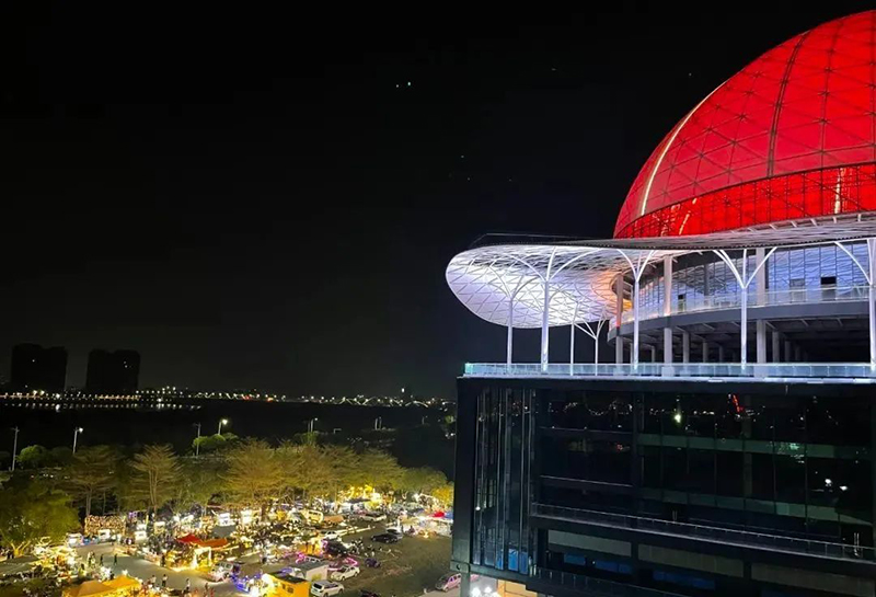 奇葩，好大一頂帽子