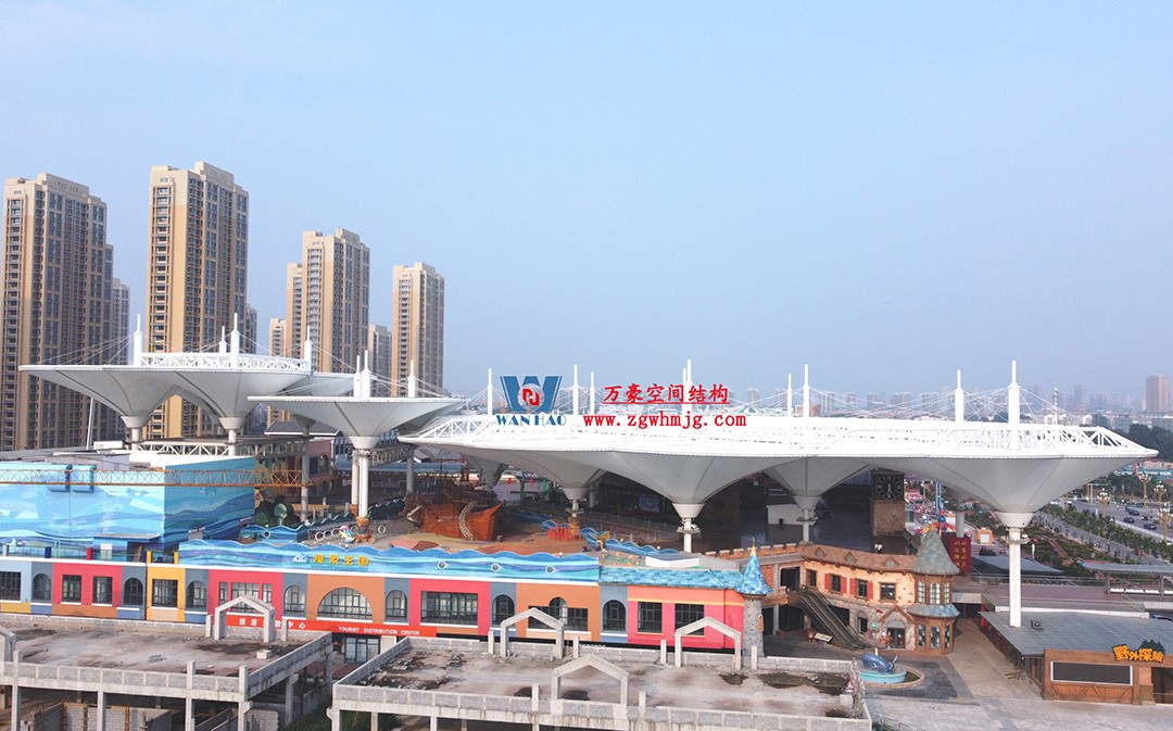 有骨骼、有皮膚的PTFE膜結構建筑