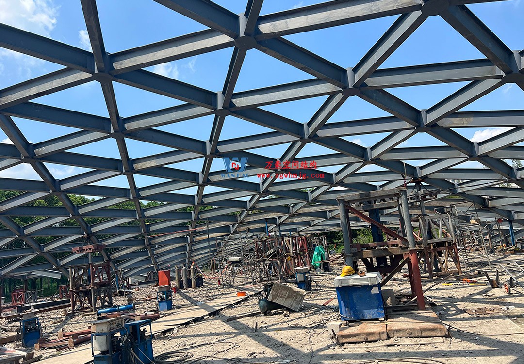 鋼結(jié)構(gòu)雙曲網(wǎng)殼的結(jié)構(gòu)韻律美感 鋼結(jié)構(gòu)雙曲網(wǎng)殼的結(jié)構(gòu)韻律美感