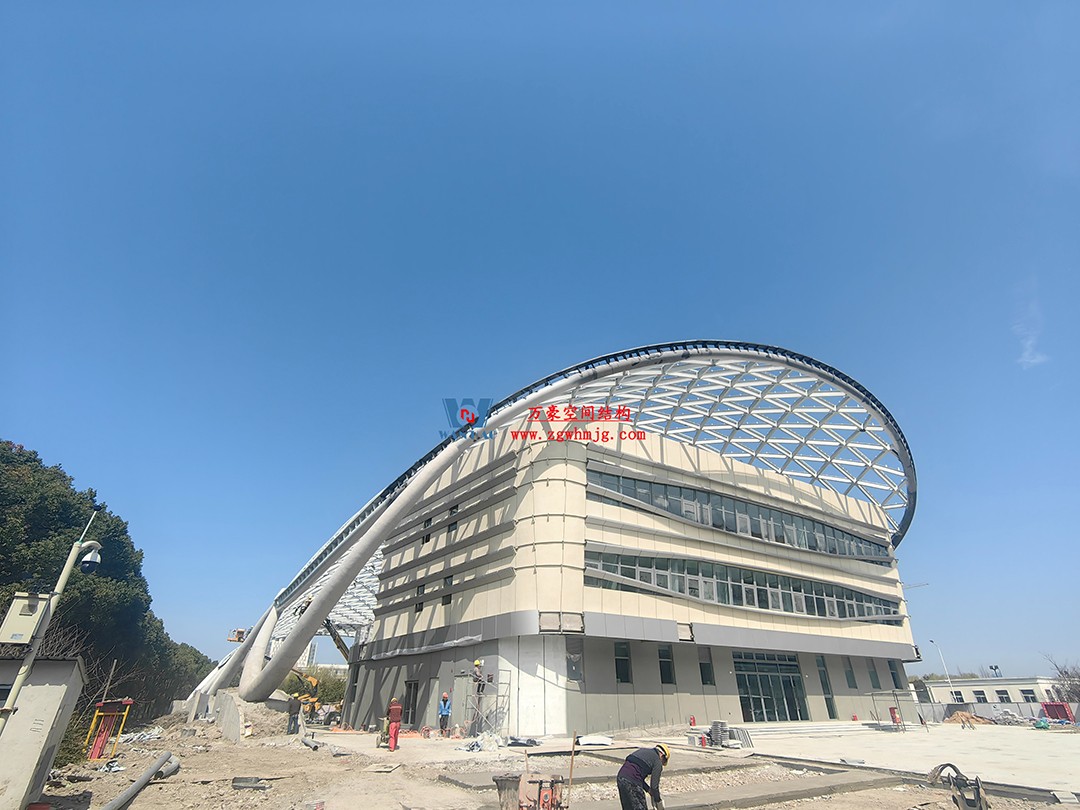 鋼結(jié)構(gòu)雙曲網(wǎng)殼的結(jié)構(gòu)韻律美感 鋼結(jié)構(gòu)雙曲網(wǎng)殼的結(jié)構(gòu)韻律美感