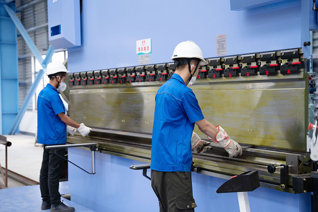 解暑“涼”方|萬(wàn)豪開展“夏日送清涼”慰問活動(dòng) 解暑“涼”方|萬(wàn)豪開展“夏日送清涼”慰問活動(dòng)