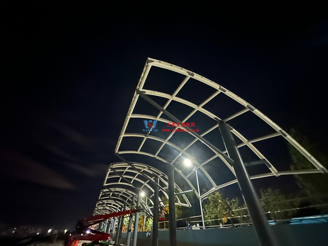 全面加速建設(shè)，創(chuàng)建優(yōu)質(zhì)精品工程