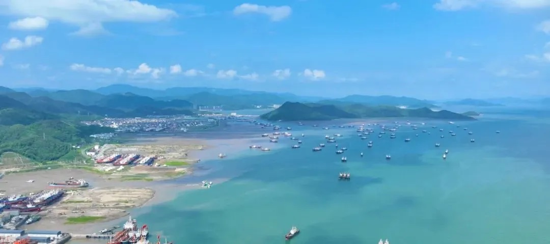 奉化區(qū)桐照漁港品質提升項目接近尾聲 奉化區(qū)桐照漁港品質提升項目接近尾聲