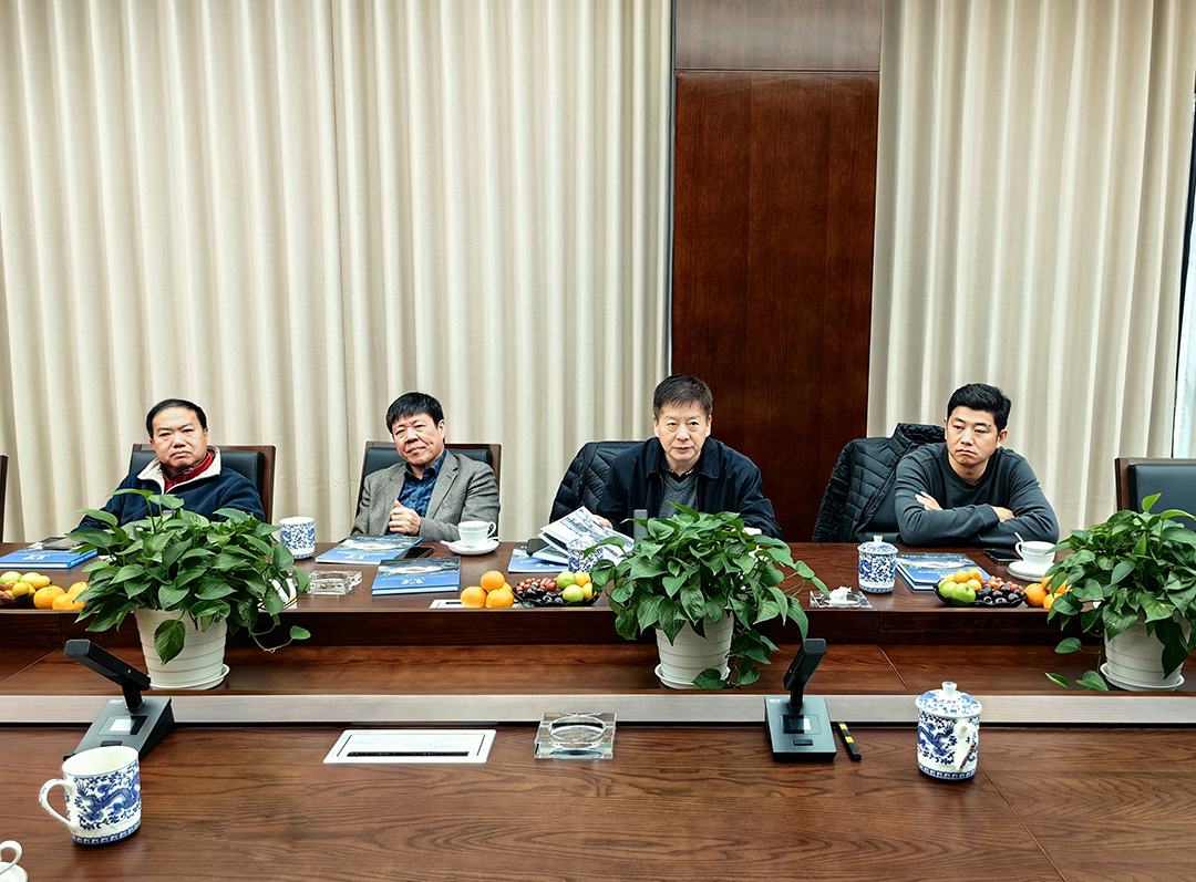 中國鋼結構協(xié)會空間結構分會領導專家一行蒞臨萬豪考察指導工作