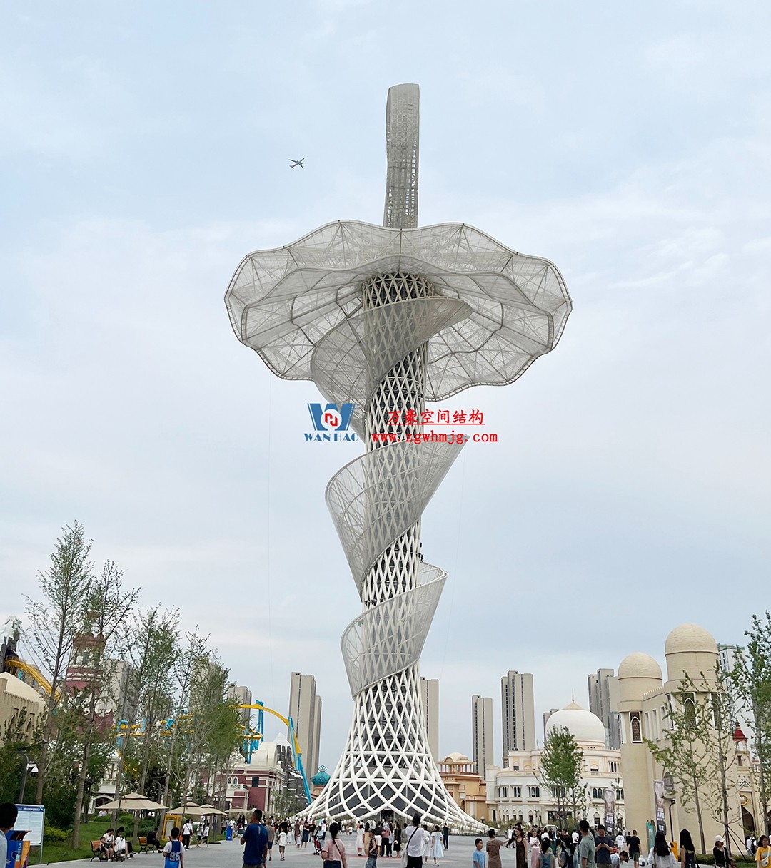 ETFE膜結(jié)構(gòu)地標(biāo)塔—以愛(ài)之名，點(diǎn)亮絲路歡樂(lè)世界