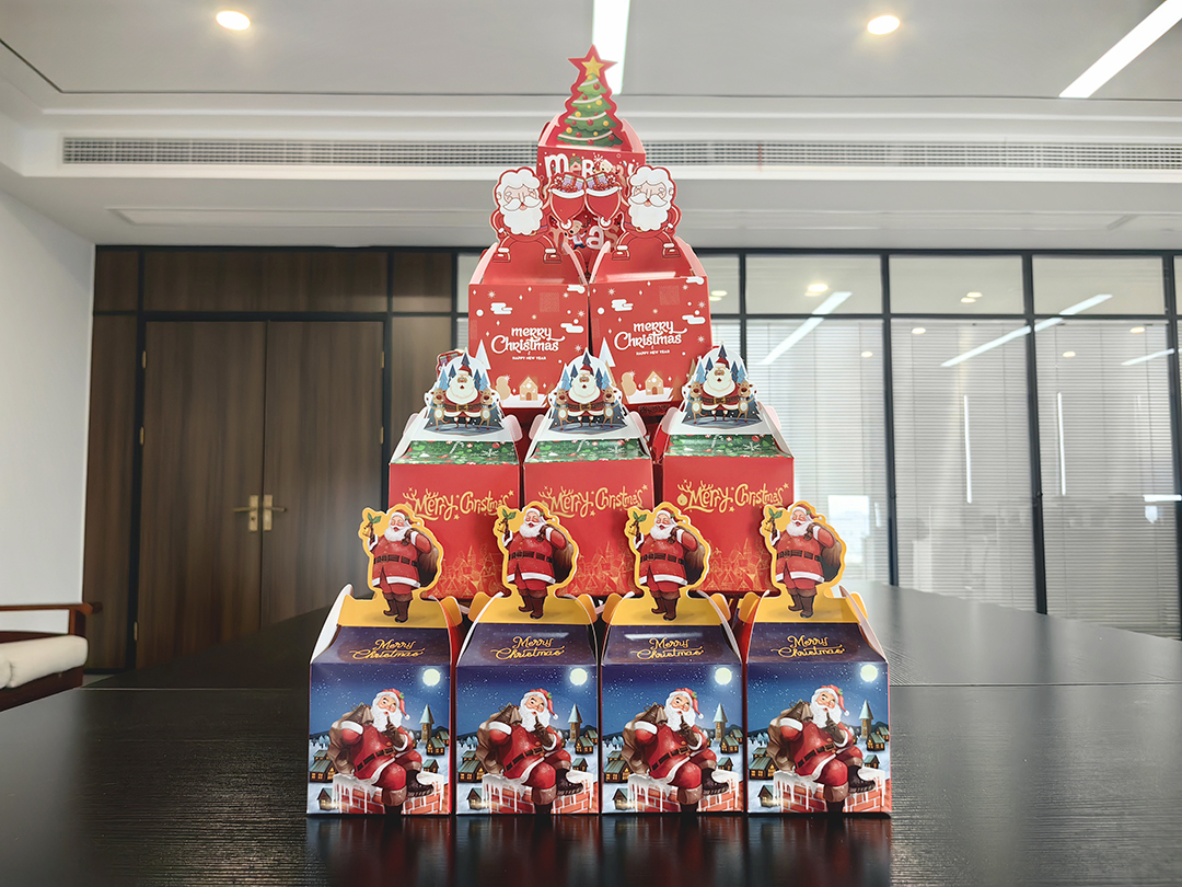 關(guān)愛(ài)員工，愛(ài)在萬(wàn)豪|暖心平安夜，傳遞“蘋(píng)”安幸福