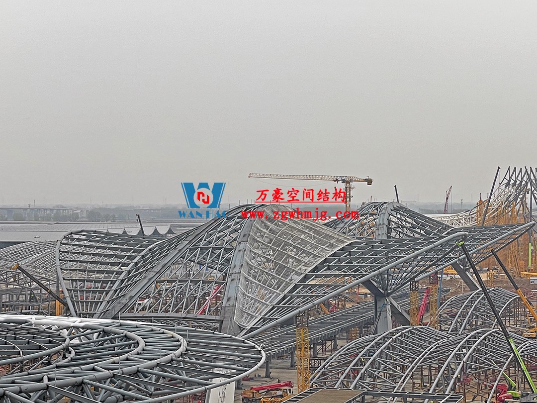 鄭州中原高鐵港數(shù)字展貿城鋼結構項目