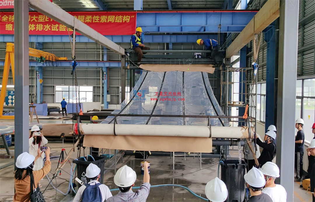 標(biāo)桿引領(lǐng)，智啟未來(lái)——萬(wàn)豪集團(tuán)營(yíng)銷、設(shè)計(jì)與技術(shù)骨干共赴無(wú)錫奧體中心，現(xiàn)場(chǎng)觀摩學(xué)習(xí)解鎖“創(chuàng)新密碼”