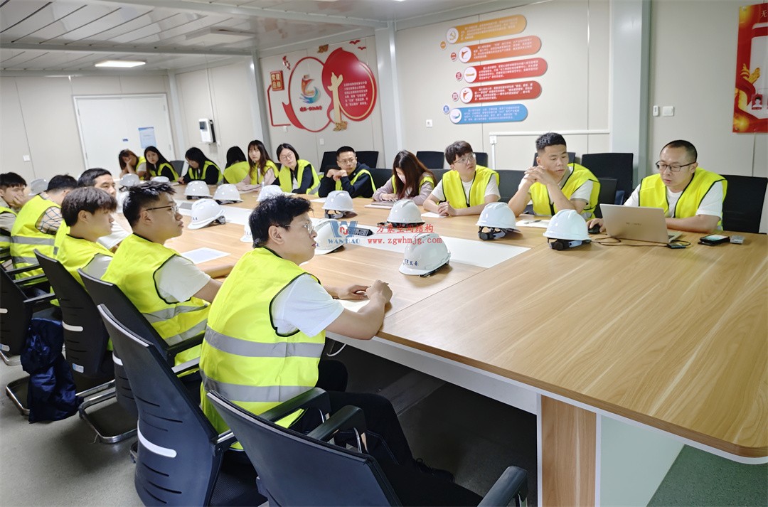 標(biāo)桿引領(lǐng)，智啟未來(lái)——萬(wàn)豪集團(tuán)營(yíng)銷、設(shè)計(jì)與技術(shù)骨干共赴無(wú)錫奧體中心，現(xiàn)場(chǎng)觀摩學(xué)習(xí)解鎖“創(chuàng)新密碼”