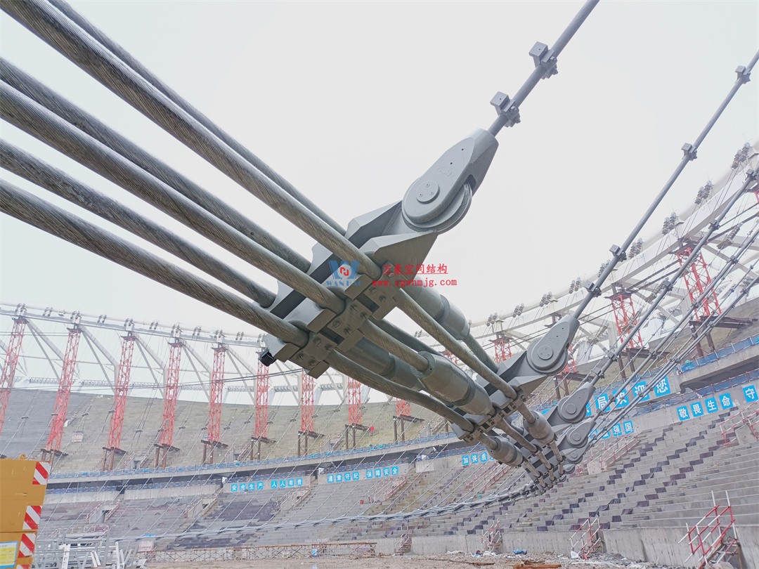 標(biāo)桿引領(lǐng)，智啟未來(lái)——萬(wàn)豪集團(tuán)營(yíng)銷、設(shè)計(jì)與技術(shù)骨干共赴無(wú)錫奧體中心，現(xiàn)場(chǎng)觀摩學(xué)習(xí)解鎖“創(chuàng)新密碼”