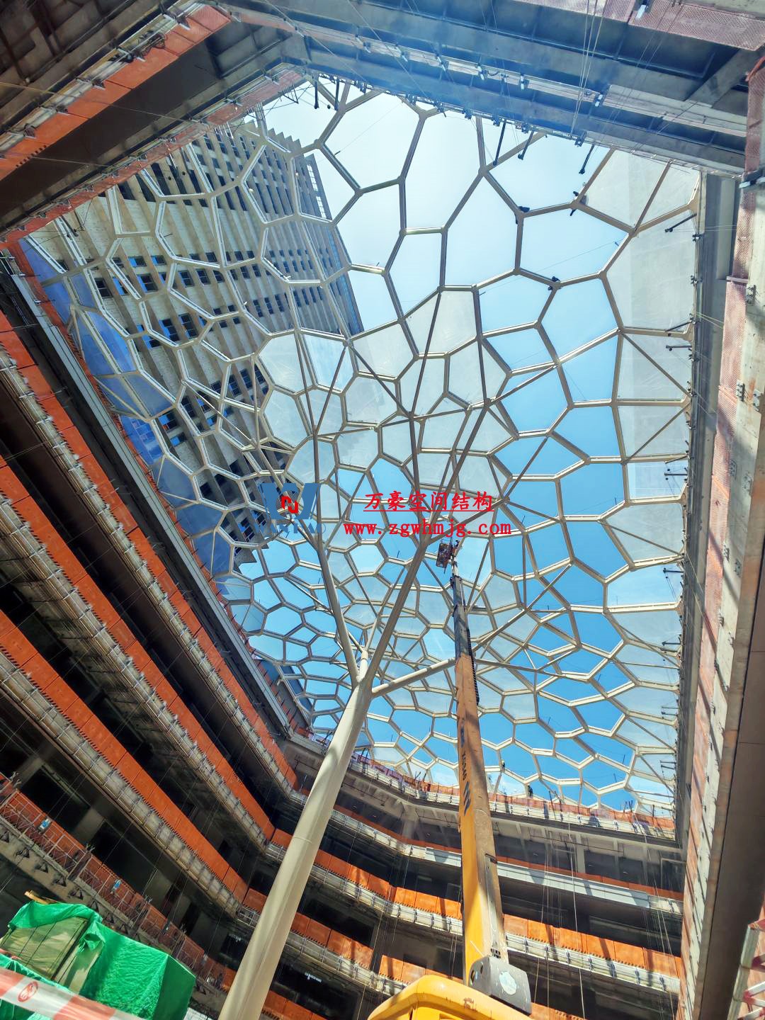 安吉縣昌碩小區(qū)地塊房產開發(fā)項目鋼結構天幕