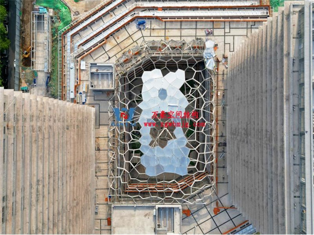 安吉縣昌碩小區(qū)地塊房產開發(fā)項目鋼結構天幕