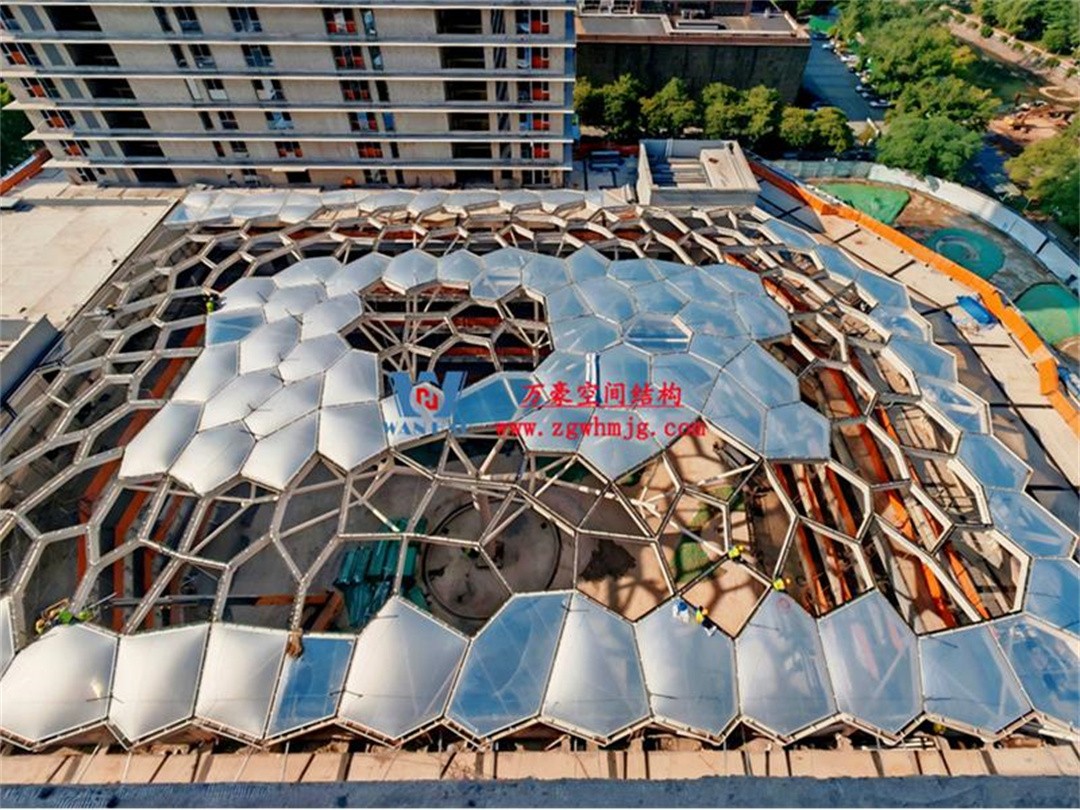 安吉縣昌碩小區(qū)地塊房產(chǎn)開發(fā)項目ETFE天幕 安吉縣昌碩小區(qū)地塊房產(chǎn)開發(fā)項目ETFE天幕