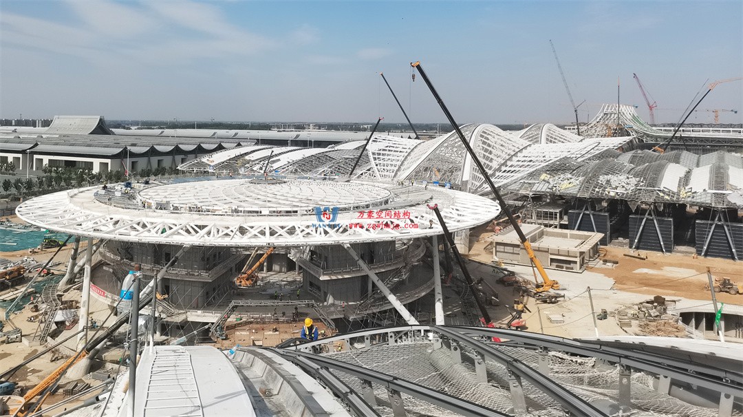 千帆競(jìng)發(fā)勢(shì)如虹｜中原國際會(huì)展中心膜結(jié)構(gòu)天幕攻堅(jiān)實(shí)錄，擎起中原會(huì)展新地標(biāo)！