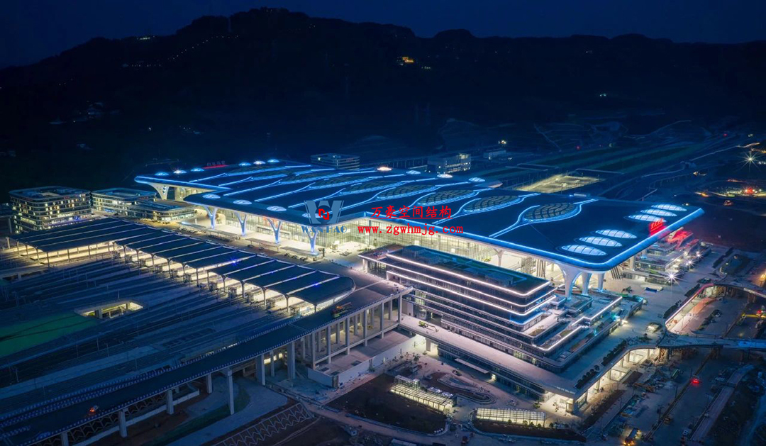 行業(yè)賦能|2025年浙江省建筑幕墻與門(mén)窗創(chuàng)新發(fā)展大會(huì)圓滿召開(kāi)