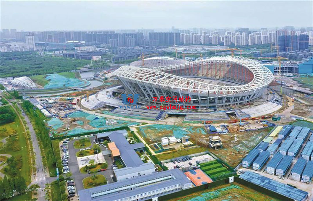 無(wú)錫奧體中心體育場(chǎng)ETFE膜首吊成功，太湖畔將閃耀“生態(tài)之光”