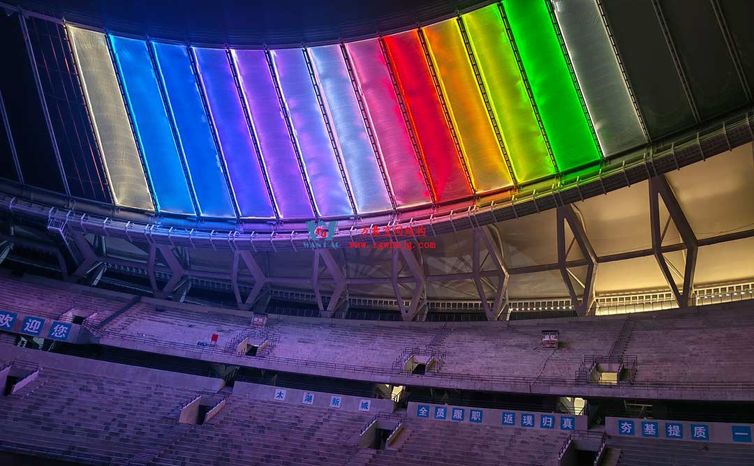 太湖之畔，華燈初上|無錫奧體中心施工加速