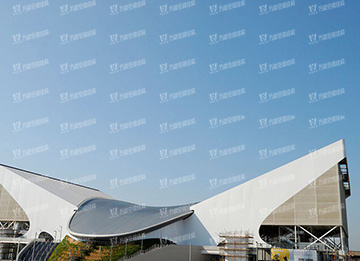 膜結(jié)構(gòu)工程建筑加工安裝時有哪些規(guī)范事項(xiàng)需要注意？