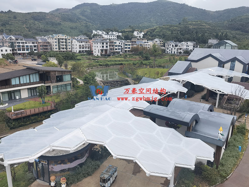 ETFE膜結(jié)構(gòu)建筑有哪些優(yōu)勢(shì)？ETFE膜結(jié)構(gòu)材料對(duì)比其他材料有哪些優(yōu)點(diǎn)？