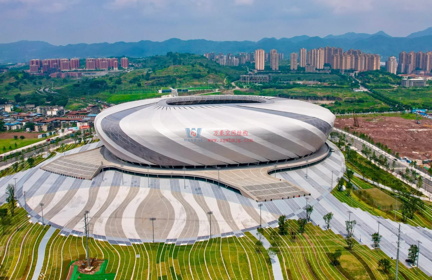 超震撼！重慶龍興足球場(chǎng)嗨聲響徹云霄