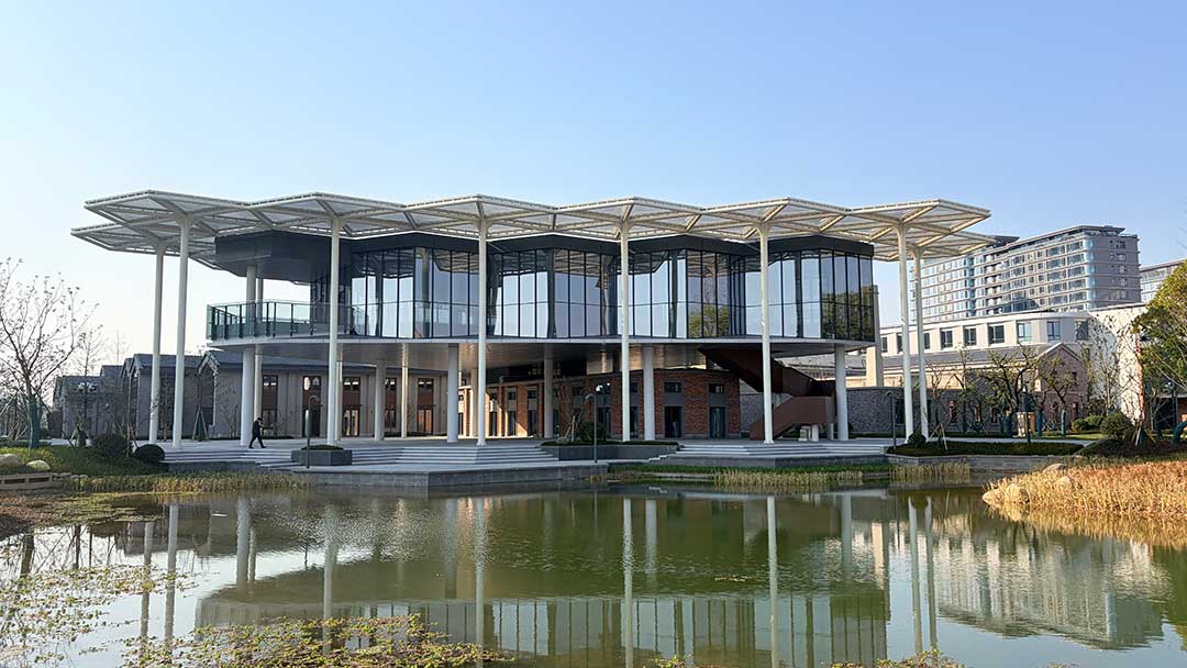 ETFE膜結(jié)構(gòu)倒傘核心優(yōu)勢(shì)在哪里？