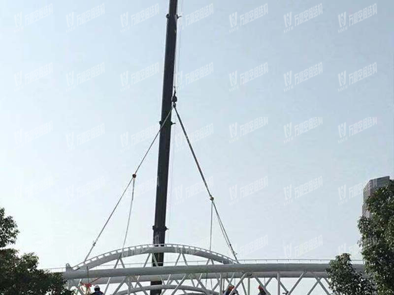 寧波（鄞州）網(wǎng)球中心遮陽棚膜結構工程二期項目施工中